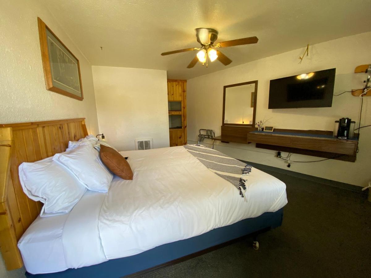 Columbia Point Resort Kettle Falls Exterior photo