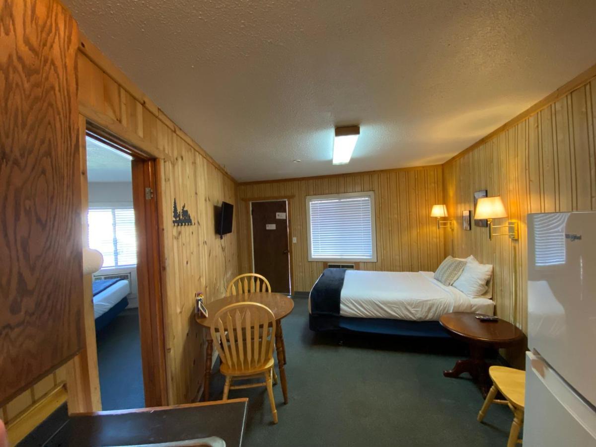 Columbia Point Resort Kettle Falls Exterior photo
