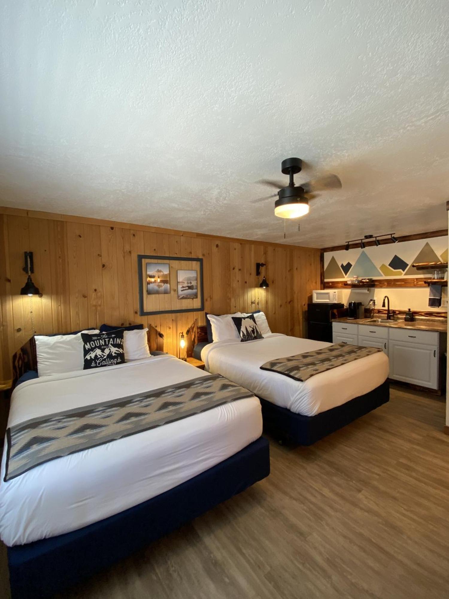 Columbia Point Resort Kettle Falls Exterior photo
