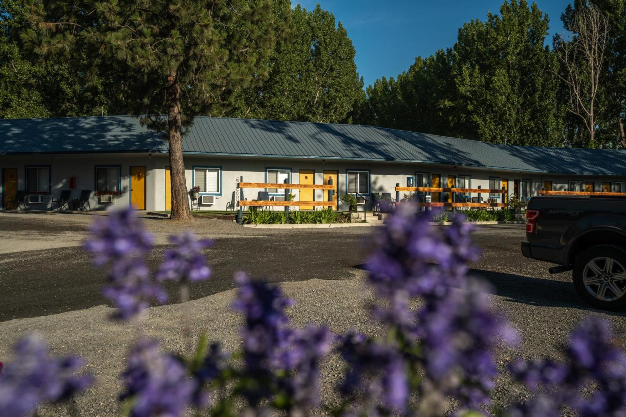 Columbia Point Resort Kettle Falls Exterior photo